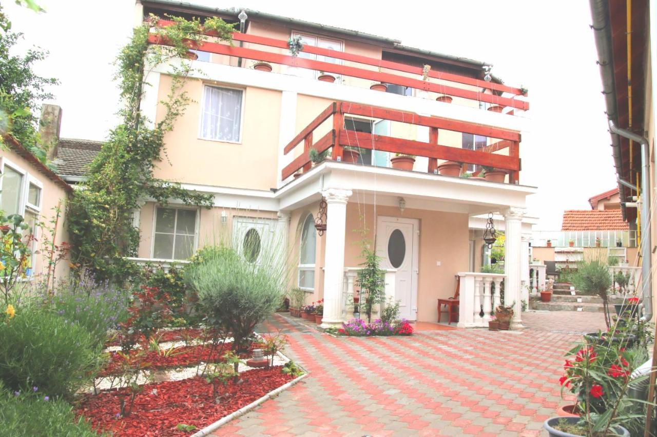 Yox Apartment 4 Oradea Zewnętrze zdjęcie