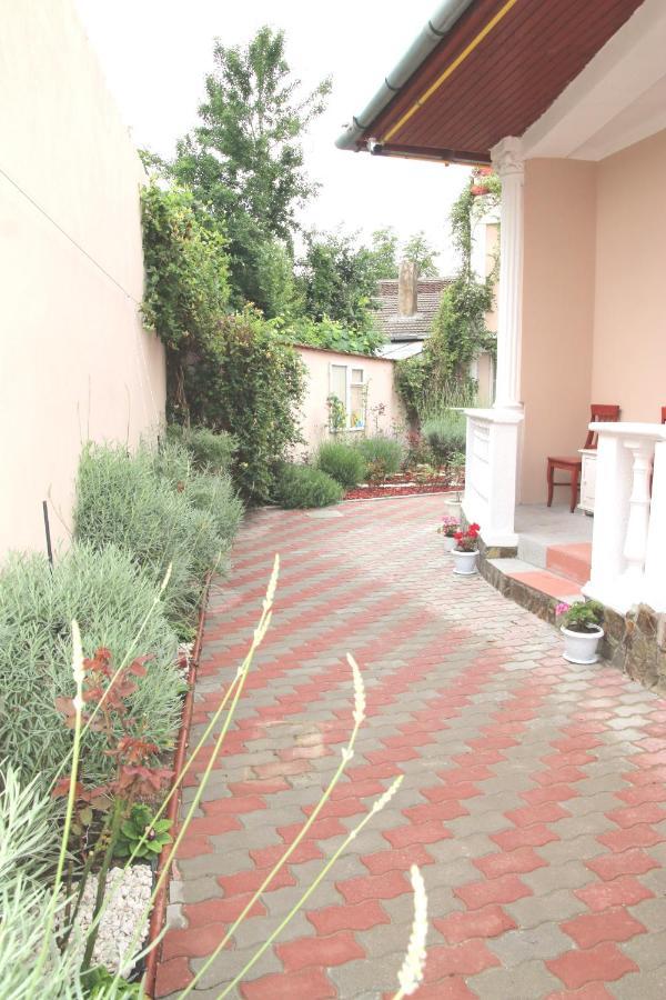 Yox Apartment 4 Oradea Zewnętrze zdjęcie