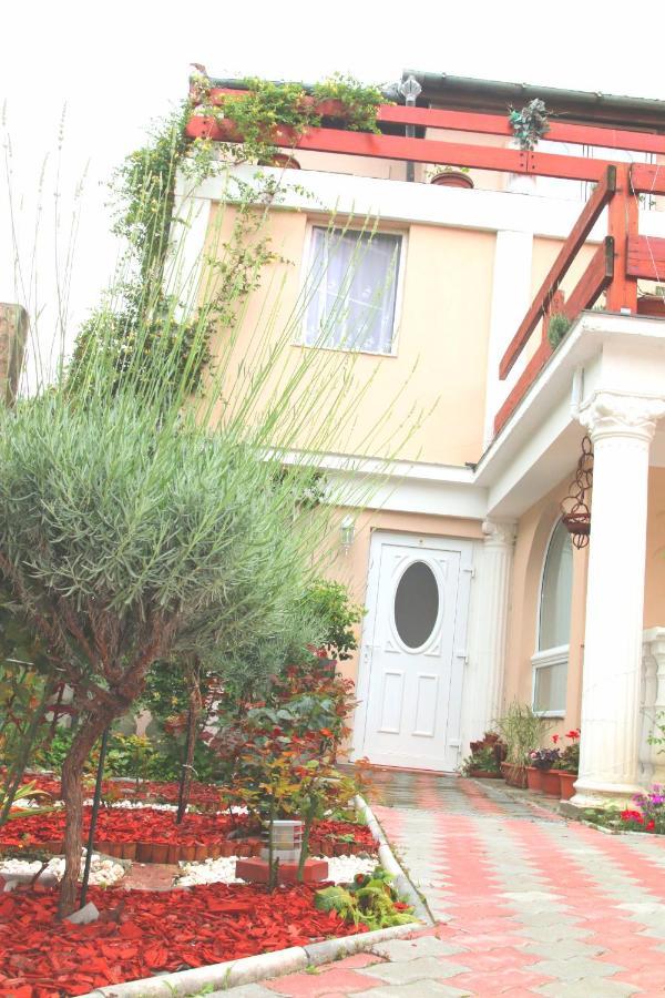 Yox Apartment 4 Oradea Zewnętrze zdjęcie